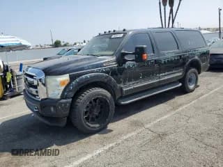 ✅ 2004 Ford Excursion Limited • VIN: 1FMNU42P34EB83409 • Lot: 58398735. Wystawiony na Copart z przebiegiem 170 741 mil. Bezpłatny archiwum sprzedaży aukcyjnych z USA i szczegółowy raport historii pojazdu na DreamBid. Zdjęcie 1.