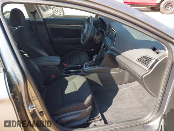 2018 Hyundai Elantra Value Edition с VIN 5NPD84LF4JH343321, выставлен на аукционе IAAI как лот 43119903 с пробегом 66 406 миль миль и . История ставок и продаж доступна на DreamBid. Изображение 5.