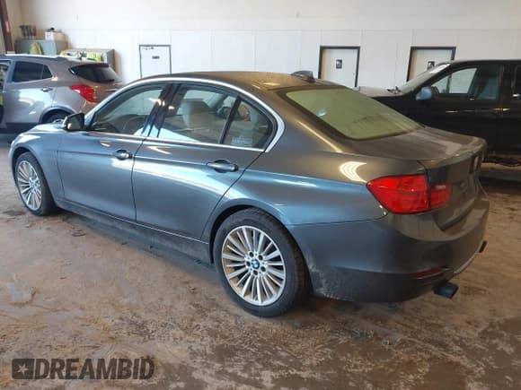 ✅ 2012 BMW 3 Series 335i • VIN: WBA3A9G51CNN67418 • Лот: 43070962. Опубликован ранее на IAAI с пробегом 119 436 миль. Бесплатный доступ к архиву аукционных продаж из США и подробный отчёт об истории автомобиля на DreamBid. Изображение 3.