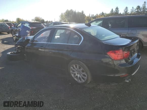 ✅ 2013 BMW 3 Series 328i xDrive • VIN: WBA3B3C52DF539140 • Лот: 81368985. Опубликован ранее на Copart с пробегом Не указан. Бесплатный доступ к архиву аукционных продаж из США и подробный отчёт об истории автомобиля на DreamBid. Изображение 2.