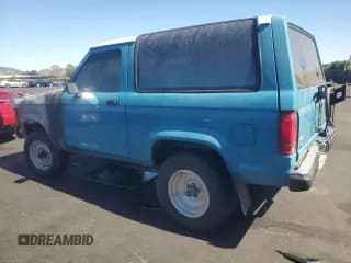 ✅ 1986 Ford Bronco • VIN: 1FMCU14TXGUB73650 • Лот: 69687785. Опубликован ранее на Copart с пробегом Не указан. Бесплатный доступ к архиву аукционных продаж из США и подробный отчёт об истории автомобиля на DreamBid. Изображение 2.