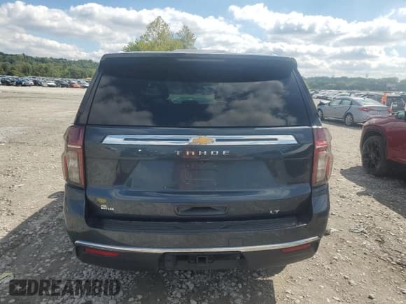 ✅ 2021 Chevrolet Tahoe LT • VIN: 1GNSKNKD2MR130757 • Lot: 81794025. Wystawiony na Copart z przebiegiem 109 273 mil. Bezpłatny archiwum sprzedaży aukcyjnych z USA i szczegółowy raport historii pojazdu na DreamBid. Zdjęcie 6.