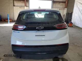 2023 Chevrolet Bolt EV 2LT z VIN 1G1FX6S02P4132422, wystawiony jako Copart lot #43047274 z przebiegiem 20 485 mil mil oraz . Historia ofert i sprzedaży dostępna na DreamBid. Obrazek 6.