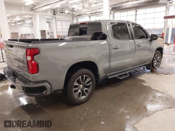 ✅ 2024 Chevrolet Silverado 1500 RST • VIN: 1GCUDEE87RZ303187 • Lot: 40988160. Listed on IAAI with Not provided. Free auction sales archive from the USA and detailed vehicle history report at DreamBid. Image 4.