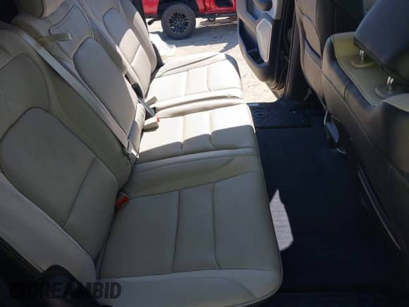 2024 Ram 1500 Limited с VIN 1C6SRFHT0RN115947, выставлен на аукционе IAAI как лот 42235255 с пробегом 18 961 миль миль и . История ставок и продаж доступна на DreamBid. Изображение 8.