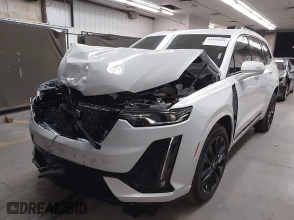 ✅ 2024 Cadillac XT6 AWD Sport • VIN: 1GYKPGRS9RZ753949 • Lot: 43526881. Listed on IAAI with 8,988 mi. Free auction sales archive from the USA and detailed vehicle history report at DreamBid. Image 2.