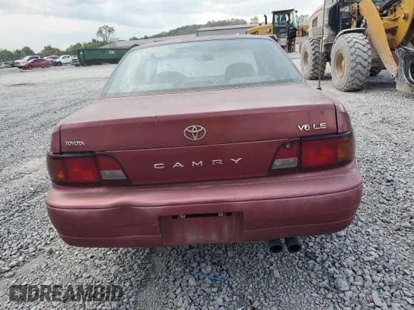 ✅ 1995 Toyota Camry LE • VIN: 4T1GK12E1SU079399 • Lot: 69248575. Wystawiony na Copart z przebiegiem 268 258 mil. Bezpłatny archiwum sprzedaży aukcyjnych z USA i szczegółowy raport historii pojazdu na DreamBid. Zdjęcie 6.