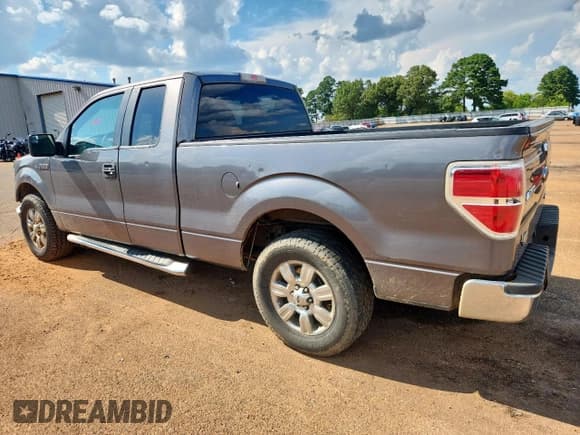✅ 2012 Ford F-150 XL • VIN: 1FTFX1CF6CFB72210 • Lot: 69100505. Listed on Copart with 243,819 mi. Free auction sales archive from the USA and detailed vehicle history report at DreamBid. Image 2.