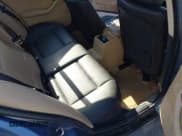 ✅ 2005 BMW 3 Series 325i • VIN: WBAEV33475KW19064 • Lot: 43683369. Wystawiony na IAAI z przebiegiem 92 846 mil. Bezpłatny archiwum sprzedaży aukcyjnych z USA i szczegółowy raport historii pojazdu na DreamBid. Zdjęcie 8.