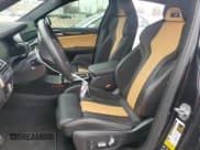 ✅ 2022 BMW X4 M • VIN: 5YM23EC00N9K92218 • Лот: 47554585. Опубликован ранее на Copart с пробегом 33 464 миль. Бесплатный доступ к архиву аукционных продаж из США и подробный отчёт об истории автомобиля на DreamBid. Изображение 7.