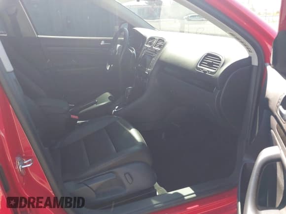 ✅ 2014 Volkswagen Jetta TDI • VIN: 3VWPL7AJ8EM604094 • Lot: 42407392. Wystawiony na IAAI z przebiegiem 136 545 mil. Bezpłatny archiwum sprzedaży aukcyjnych z USA i szczegółowy raport historii pojazdu na DreamBid. Zdjęcie 5.