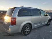 ✅ 2010 Dodge Grand Caravan SXT • VIN: 2D4RN5D19AR229733 • Лот: 91013625. Опубликован ранее на Copart с пробегом 197 139 миль. Бесплатный доступ к архиву аукционных продаж из США и подробный отчёт об истории автомобиля на DreamBid. Изображение 3.