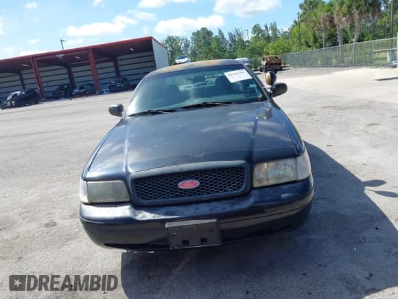 ✅ 2003 Ford Police Interceptor Street Appear • VIN: 2FAFP71W43X141540 • Lot: 43341761. Listed on IAAI with 101,636 mi. Free auction sales archive from the USA and detailed vehicle history report at DreamBid. Image 13.