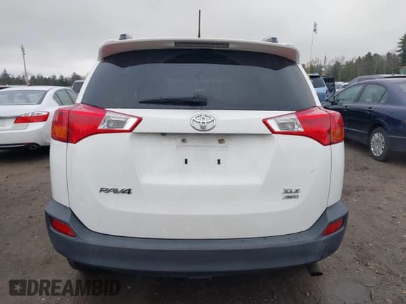 ✅ 2013 Toyota RAV4 XLE • VIN: JTMRFREV0DD005261 • Лот: 43741586. Опубликован ранее на IAAI с пробегом 159 549 миль. Бесплатный доступ к архиву аукционных продаж из США и подробный отчёт об истории автомобиля на DreamBid. Изображение 17.