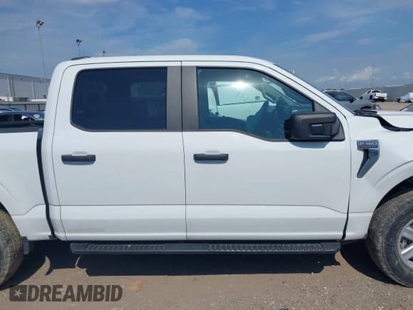 ✅ 2022 Ford F-150 XL • VIN: 1FTEW1EP5NFB69452 • Lot: 42886299. Listed on IAAI with 44,165 mi. Free auction sales archive from the USA and detailed vehicle history report at DreamBid. Image 13.