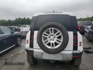 ✅ 2024 Land Rover Defender S • VIN: SALEJ7EX6R2253979 • Лот: 66073614. Опубликован ранее на Copart с пробегом 11 228 миль. Бесплатный доступ к архиву аукционных продаж из США и подробный отчёт об истории автомобиля на DreamBid. Изображение 6.