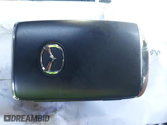 ✅ 2021 Mazda 3 Select • VIN: JM1BPAKL5M1326233 • Lot: 43363370. Listed on IAAI with 45,451 mi. Free auction sales archive from the USA and detailed vehicle history report at DreamBid. Image 11.