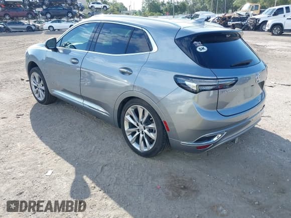 ✅ 2023 Buick Envision Avenir • VIN: LRBFZRR43PD048572 • Lot: 42508268. Wystawiony na IAAI z przebiegiem 14 972 mil. Bezpłatny archiwum sprzedaży aukcyjnych z USA i szczegółowy raport historii pojazdu na DreamBid. Zdjęcie 3.