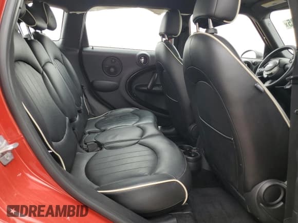 ✅ 2014 MINI Countryman S • VIN: WMWZC5C54EWP41207 • Lot: 86827535. Wystawiony na Copart z przebiegiem 93 866 mil. Bezpłatny archiwum sprzedaży aukcyjnych z USA i szczegółowy raport historii pojazdu na DreamBid. Zdjęcie 10.