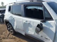 ✅ 2021 Jeep Renegade Trailhawk • VIN: ZACNJDC10MPM71187 • Lot: 42577144. Listed on IAAI with 54,556 mi. Free auction sales archive from the USA and detailed vehicle history report at DreamBid. Image 17.