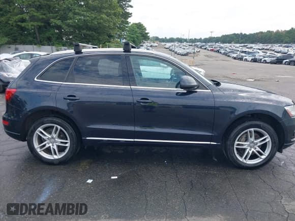 ✅ 2014 Audi Q5 Premium Plus • VIN: WA1CMAFP6EA008790 • Lot: 42985098. Listed on IAAI with 191,142 mi. Free auction sales archive from the USA and detailed vehicle history report at DreamBid. Image 13.