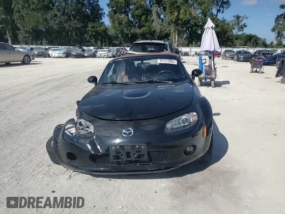 ✅ 2006 Mazda MX-5 Miata Grand Touring • VIN: JM1NC25F660101087 • Lot: 91472985. Wystawiony na Copart z przebiegiem 54 683 mil. Bezpłatny archiwum sprzedaży aukcyjnych z USA i szczegółowy raport historii pojazdu na DreamBid. Zdjęcie 13.