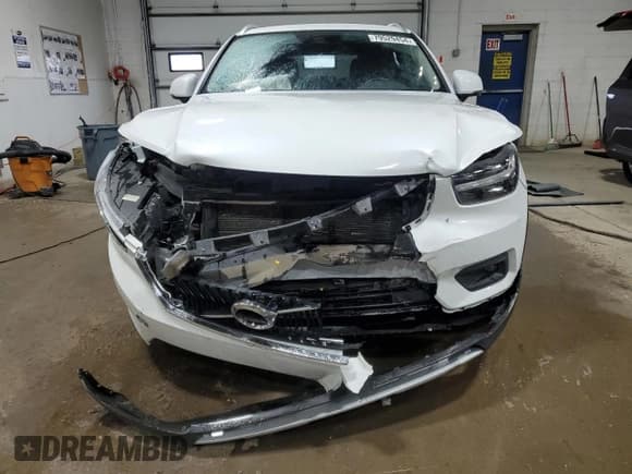 ✅ 2021 Volvo XC40 Momentum • VIN: YV4AC2HK8M2603055 • Лот: 79529454. Опубликован ранее на Copart с пробегом 71 277 миль. Бесплатный доступ к архиву аукционных продаж из США и подробный отчёт об истории автомобиля на DreamBid. Изображение 5.