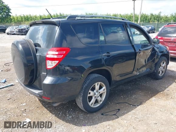 ✅ 2009 Toyota RAV4 • VIN: 2T3BK33V09W012685 • Lot: 42980438. Listed on IAAI with 230,000 mi. Free auction sales archive from the USA and detailed vehicle history report at DreamBid. Image 4.