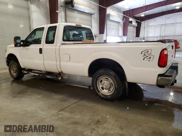✅ 2011 Ford F-250 XL • VIN: 1FT7X2B64BEB30151 • Lot: 67527615. Listed on Copart with 243,948 mi. Free auction sales archive from the USA and detailed vehicle history report at DreamBid. Image 2.