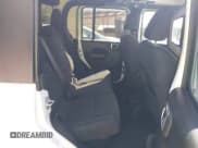 ✅ 2023 Jeep Gladiator Sport S • VIN: 1C6HJTAGXPL539965 • Лот: 42552742. Опубликован ранее на IAAI с пробегом 57 918 миль. Бесплатный доступ к архиву аукционных продаж из США и подробный отчёт об истории автомобиля на DreamBid. Изображение 8.