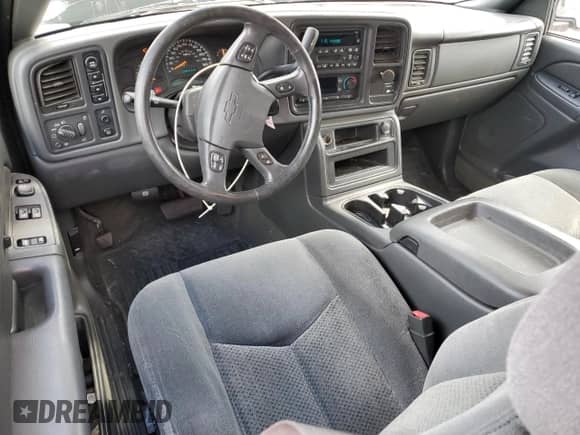 2004 Chevrolet Silverado 1500 с VIN 1GCEK19T74E316295, выставлен на аукционе Copart как лот 55766755 с пробегом 89 515 миль миль и Списание • Salvage title. История ставок и продаж доступна на DreamBid. Изображение 8.