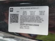 ✅ 2022 Chevrolet Camaro LT1 • VIN: 1G1FF1R70N0129998 • Lot: 42541190. Wystawiony na IAAI z przebiegiem 51 954 mil. Bezpłatny archiwum sprzedaży aukcyjnych z USA i szczegółowy raport historii pojazdu na DreamBid. Zdjęcie 9.