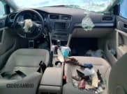 ✅ 2017 Volkswagen Golf S • VIN: 3VWM17AU8HM528769 • Лот: 51949615. Опубликован ранее на Copart с пробегом 51 590 миль. Бесплатный доступ к архиву аукционных продаж из США и подробный отчёт об истории автомобиля на DreamBid. Изображение 8.