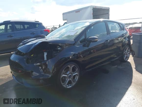 ✅ 2018 Ford Fiesta ST • VIN: 3FADP4GX5JM145076 • Lot: 43255687. Listed on IAAI with 53,990 mi. Free auction sales archive from the USA and detailed vehicle history report at DreamBid. Image 18.