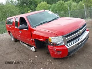 ✅ 2011 Chevrolet Silverado 1500 LS • VIN: 1GCRCREAXBZ445526 • Lot: 42574259. Listed on IAAI with 104,351 mi. Free auction sales archive from the USA and detailed vehicle history report at DreamBid. Image 1.