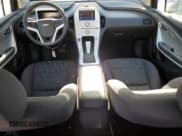 ✅ 2013 Chevrolet Volt • VIN: 1G1RA6E44DU122919 • Lot: 80188154. Wystawiony na Copart z przebiegiem 161 174 mil. Bezpłatny archiwum sprzedaży aukcyjnych z USA i szczegółowy raport historii pojazdu na DreamBid. Zdjęcie 8.