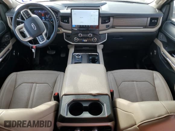 ✅ 2023 Ford Expedition Max Limited • VIN: 1FMJK1K83PEA54232 • Lot: 77373124. Wystawiony na Copart z przebiegiem 48 272 mil. Bezpłatny archiwum sprzedaży aukcyjnych z USA i szczegółowy raport historii pojazdu na DreamBid. Zdjęcie 8.