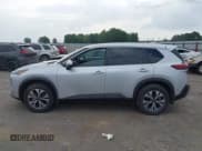 ✅ 2022 Nissan Rogue SV • VIN: 5N1BT3BA5NC725800 • Lot: 42668097. Listed on IAAI with 46,265 mi. Free auction sales archive from the USA and detailed vehicle history report at DreamBid. Image 14.