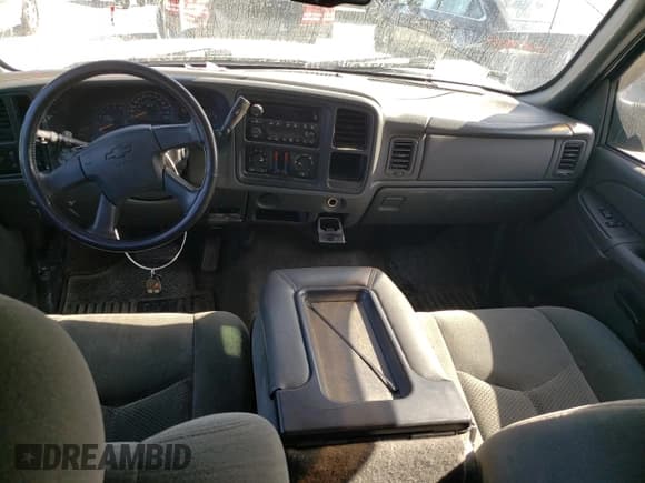 ✅ 2004 Chevrolet Silverado 2500HD LT • VIN: 1GCHC23U54F143906 • Lot: 73301724. Listed on Copart with 196,811 mi. Free auction sales archive from the USA and detailed vehicle history report at DreamBid. Image 8.