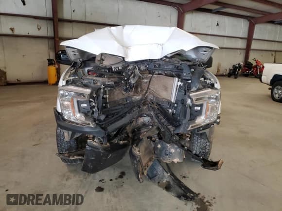 ✅ 2019 Ford F-150 XL • VIN: 1FTMF1CB2KKF10294 • Lot: 58369275. Listed on Copart with Not provided. Free auction sales archive from the USA and detailed vehicle history report at DreamBid. Image 5.