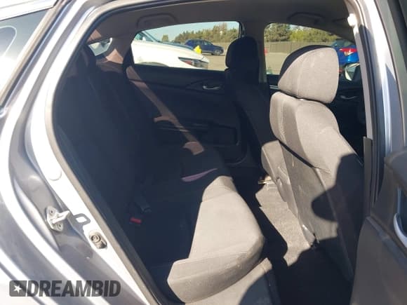 ✅ 2018 Honda Civic LX • VIN: 19XFC2F50JE201048 • Лот: 43644741. Опубликован ранее на IAAI с пробегом 110 627 миль. Бесплатный доступ к архиву аукционных продаж из США и подробный отчёт об истории автомобиля на DreamBid. Изображение 8.