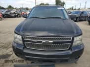 ✅ 2014 Chevrolet Suburban LT • VIN: 1GNSCJE00ER185661 • Лот: 82712675. Опубликован ранее на Copart с пробегом 101 363 миль. Бесплатный доступ к архиву аукционных продаж из США и подробный отчёт об истории автомобиля на DreamBid. Изображение 5.