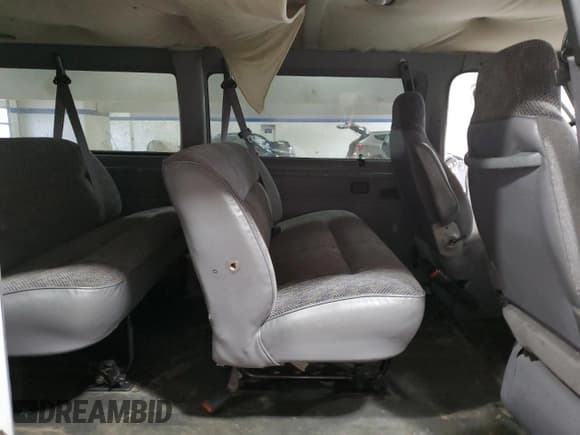 ✅ 2000 Dodge Passenger • VIN: 2B5WB35Z6YK149125 • Lot: 86195464. Listed on Copart with 145,882 mi. Free auction sales archive from the USA and detailed vehicle history report at DreamBid. Image 11.