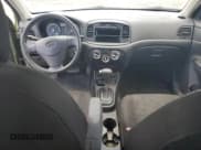 ✅ 2008 Hyundai Accent GS • VIN: KMHCN35C08U077129 • Лот: 56107605. Опубликован ранее на Copart с пробегом 118 841 миль. Бесплатный доступ к архиву аукционных продаж из США и подробный отчёт об истории автомобиля на DreamBid. Изображение 8.
