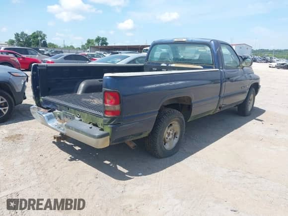 2001 Dodge 1500 with VIN 1B7HC16Y61S142680, listed as a IAAI auction lot 42546370 with 212,573 mi miles and . Bid and sale history available at DreamBid. Image 4.
