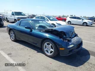✅ 1994 Mazda RX-7 • VIN: JM1FD333XR0300244 • Lot: 42616227. Wystawiony na IAAI z przebiegiem 135 341 mil. Bezpłatny archiwum sprzedaży aukcyjnych z USA i szczegółowy raport historii pojazdu na DreamBid. Zdjęcie 1.