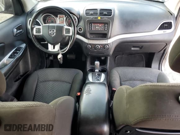 ✅ 2020 Dodge Journey SE Value • VIN: 3C4PDCAB9LT274695 • Lot: 85731115. Listed on Copart with 63,291 mi. Free auction sales archive from the USA and detailed vehicle history report at DreamBid. Image 8.