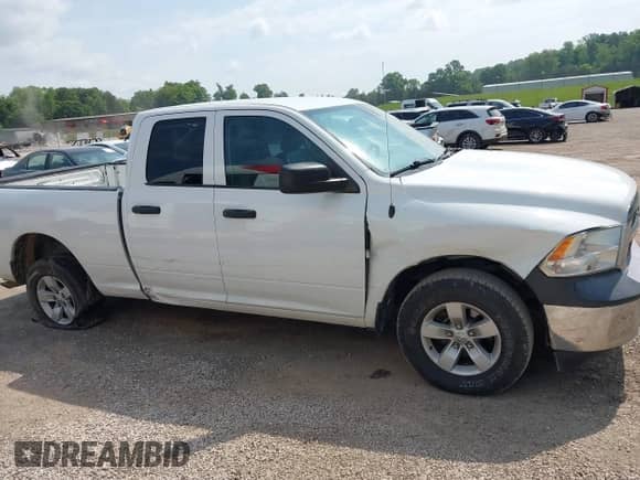 2016 Ram 1500 Express with VIN 1C6RR7FG3GS352277, listed as a IAAI auction lot 42119168 with 140,449 mi miles and . Bid and sale history available at DreamBid. Image 13.