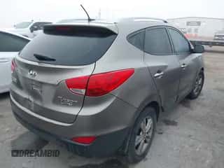 2011 Hyundai Tucson GLS z VIN KM8JU3AC6BU210807, wystawiony jako IAAI lot #43453518 z przebiegiem Nie podano mil oraz . Historia ofert i sprzedaży dostępna na DreamBid. Obrazek 4.