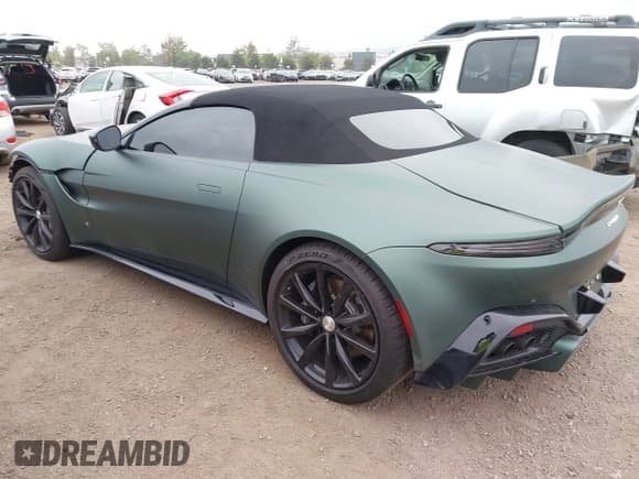 ✅ 2021 Aston Martin Vantage • VIN: SCFSMGBW7MGP05268 • Lot: 43320161. Wystawiony na IAAI z przebiegiem 18 865 mil. Bezpłatny archiwum sprzedaży aukcyjnych z USA i szczegółowy raport historii pojazdu na DreamBid. Zdjęcie 3.